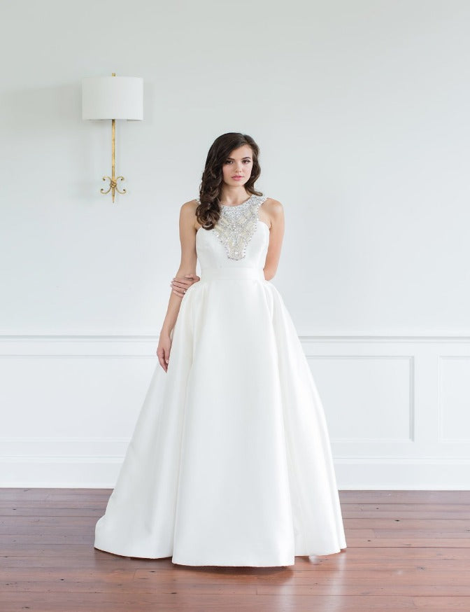 Beatrice – HALO by Lovely Bride Cincinnati Beatrice – HALO by Lovely Bride Cincinnati